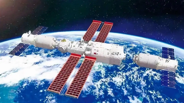 中国空间站建造任务稳步推进,问天实验舱器箭组合体今天进行垂直转运
